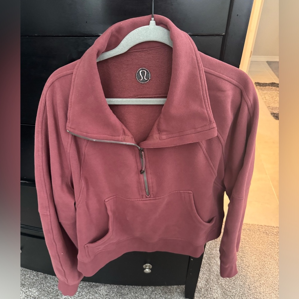 Lululemon Scuba Quarter Zip Top